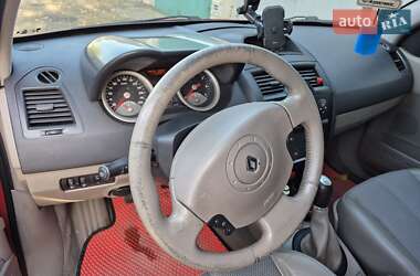 Купе Renault Megane 2004 в 