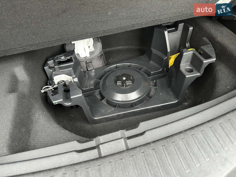 Универсал Renault Megane 2018 в Казатине