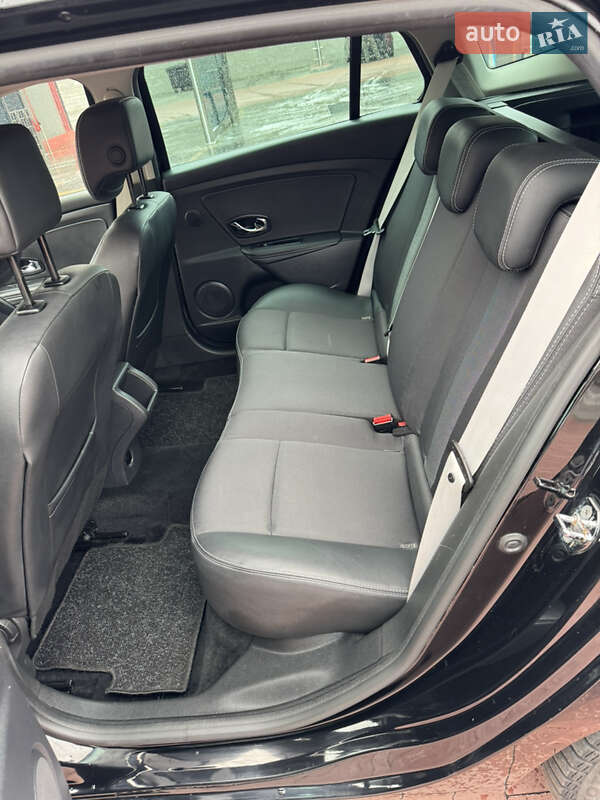 Универсал Renault Megane 2013 в Ровно фото 24 Универсал Renault Megane 2013 в Ровно