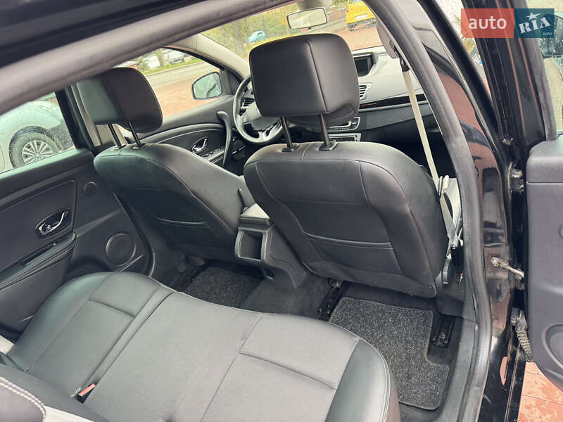 Универсал Renault Megane 2013 в Ровно фото 34 Универсал Renault Megane 2013 в Ровно