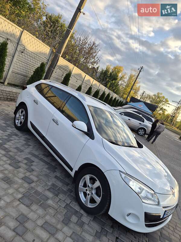 Renault Megane 2010 Renault Megane 2010