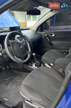 Хетчбек Renault Megane 2003 в 
