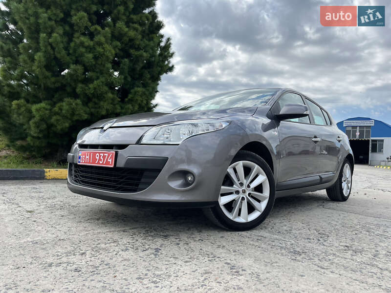 Хетчбек Renault Megane 2010 в Охтирці фото 2 Хетчбек Renault Megane 2010 в Охтирці