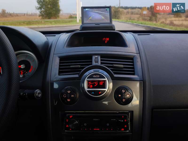 Хэтчбек Renault Megane 2005 в Киеве