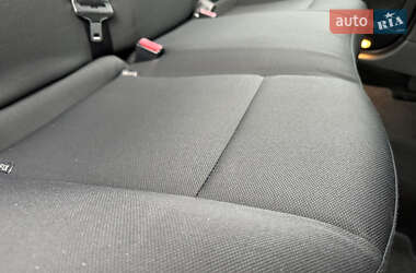 Хэтчбек Renault Megane 2011 в 