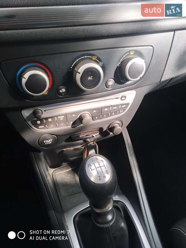 Універсал Renault Megane 2011 в Львові фото 11 Універсал Renault Megane 2011 в Львові