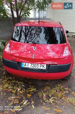 Хэтчбек Renault Megane 2003 в 
