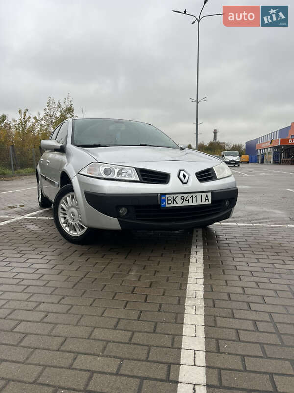 Хетчбек Renault Megane 2006 в Дубні фото 3 Хетчбек Renault Megane 2006 в Дубні