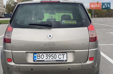 Хэтчбек Renault Megane 2009 в 