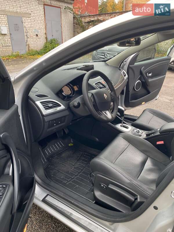 Универсал Renault Megane 2011 в Чернигове фото 14 Универсал Renault Megane 2011 в Чернигове