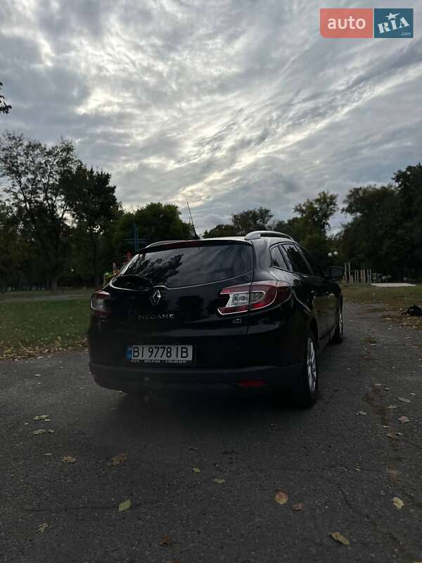Універсал Renault Megane 2014 в Гадячі