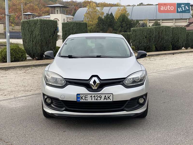 Хетчбек Renault Megane 2014 в Дніпрі фото 2 Хетчбек Renault Megane 2014 в Дніпрі