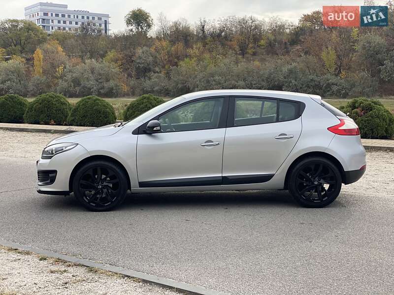 Хетчбек Renault Megane 2014 в Дніпрі фото 8 Хетчбек Renault Megane 2014 в Дніпрі