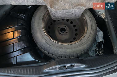 Хетчбек Renault Megane 2006 в  фото 19 Хетчбек Renault Megane 2006 в