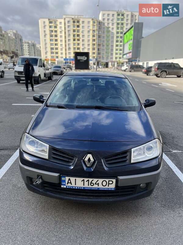 Седан Renault Megane 2007 в Вишневому фото 5 Седан Renault Megane 2007 в Вишневому