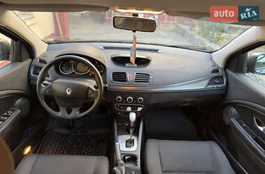 Универсал Renault Megane 2010 в 