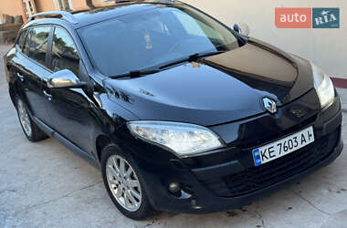 Универсал Renault Megane 2010 в 