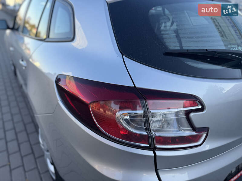 Універсал Renault Megane 2013 в Рівному фото 15 Універсал Renault Megane 2013 в Рівному