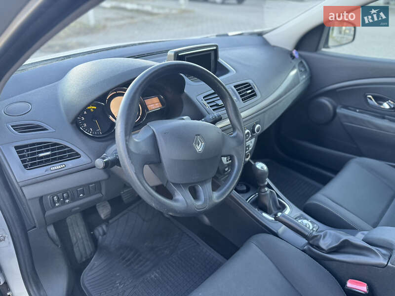 Універсал Renault Megane 2013 в Рівному фото 20 Універсал Renault Megane 2013 в Рівному