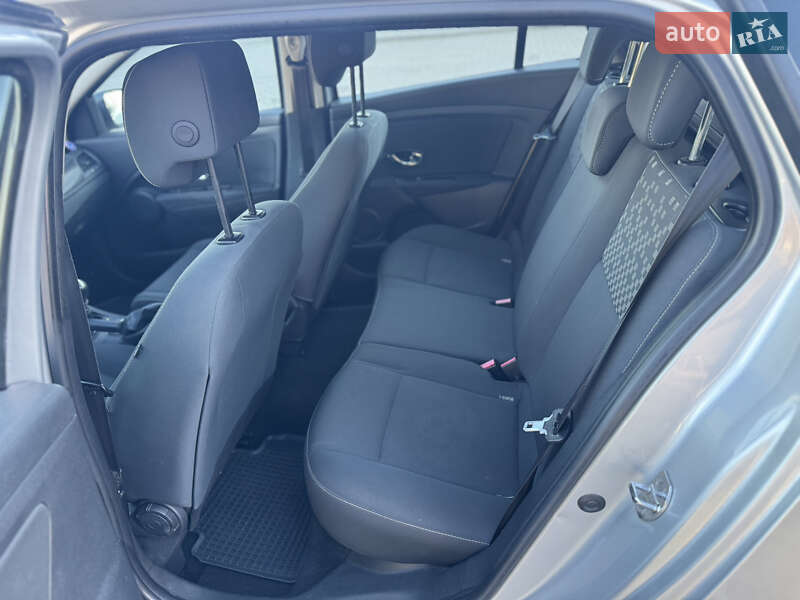 Універсал Renault Megane 2013 в Рівному фото 30 Універсал Renault Megane 2013 в Рівному