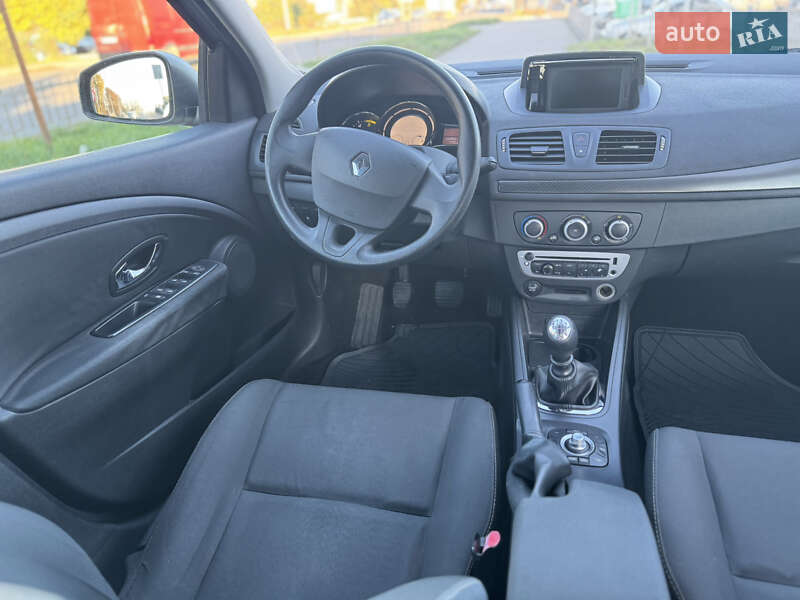 Універсал Renault Megane 2013 в Рівному фото 37 Універсал Renault Megane 2013 в Рівному