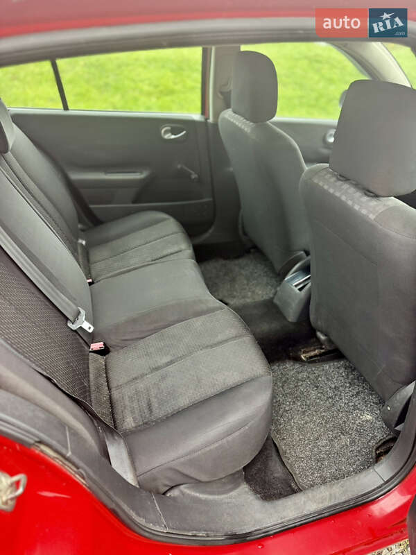 Седан Renault Megane 2006 в Мукачевому