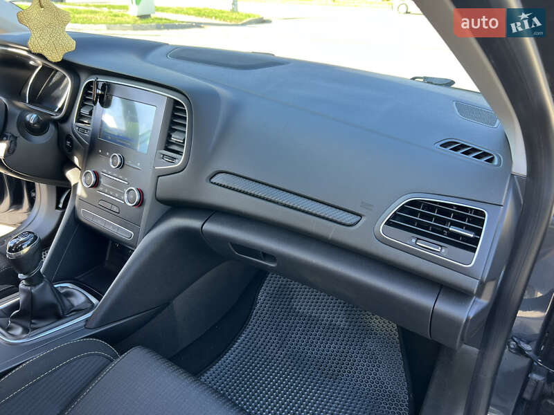 Универсал Renault Megane 2017 в Виннице фото 22 Универсал Renault Megane 2017 в Виннице