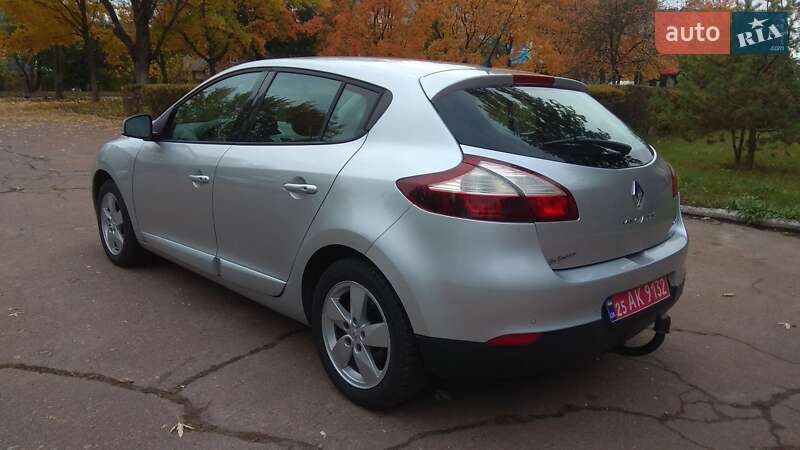 Хетчбек Renault Megane 2015 в Чернігові фото 3 Хетчбек Renault Megane 2015 в Чернігові