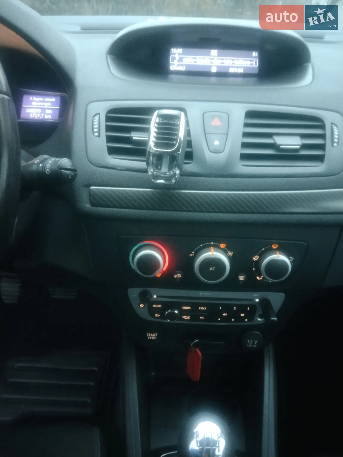 2013 Renault Megane - мініатюра 10