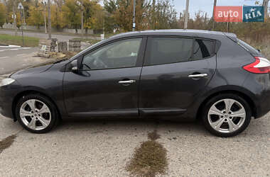 Хэтчбек Renault Megane 2008 в 