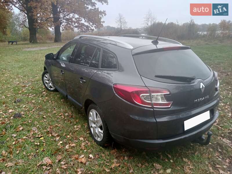 Универсал Renault Megane 2012 в Калиновке фото 26 Универсал Renault Megane 2012 в Калиновке