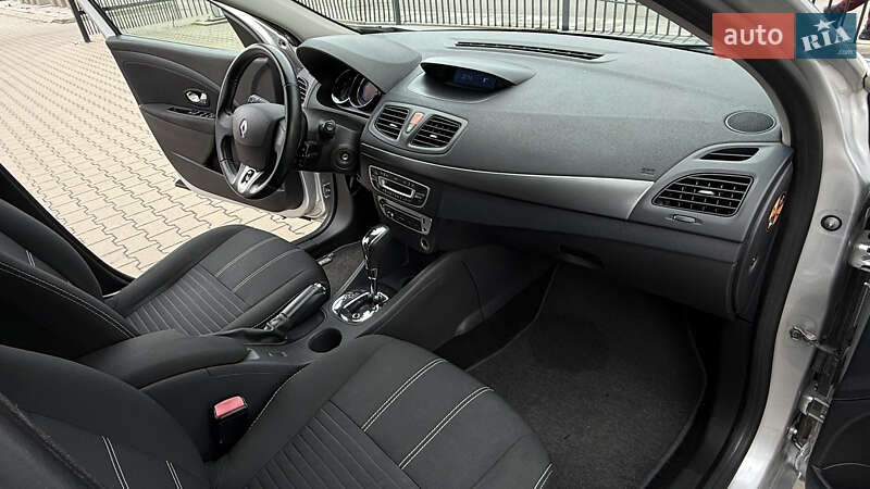 Хэтчбек Renault Megane 2015 в Киеве фото 18 Хэтчбек Renault Megane 2015 в Киеве