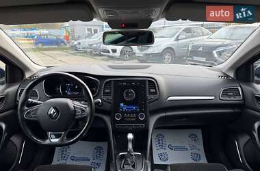Седан Renault Megane 2020 в 