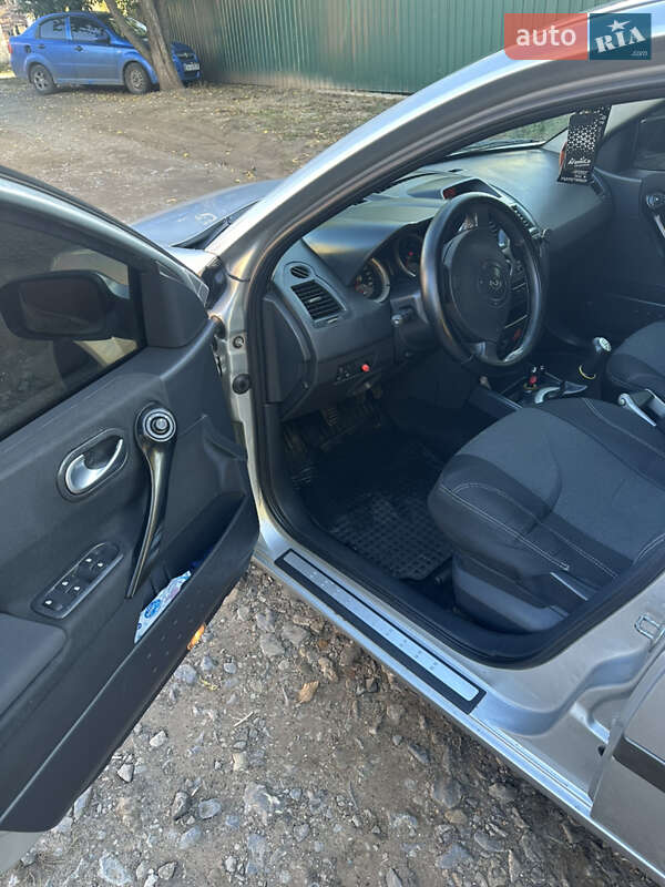 Универсал Renault Megane 2005 в Славянске фото 2 Универсал Renault Megane 2005 в Славянске