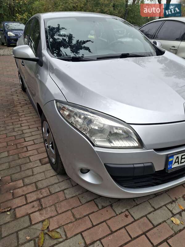 Хэтчбек Renault Megane 2011 в Виннице