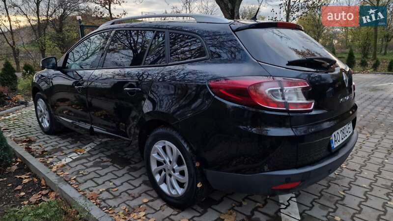 Универсал Renault Megane 2012 в Межгорье фото 13 Универсал Renault Megane 2012 в Межгорье