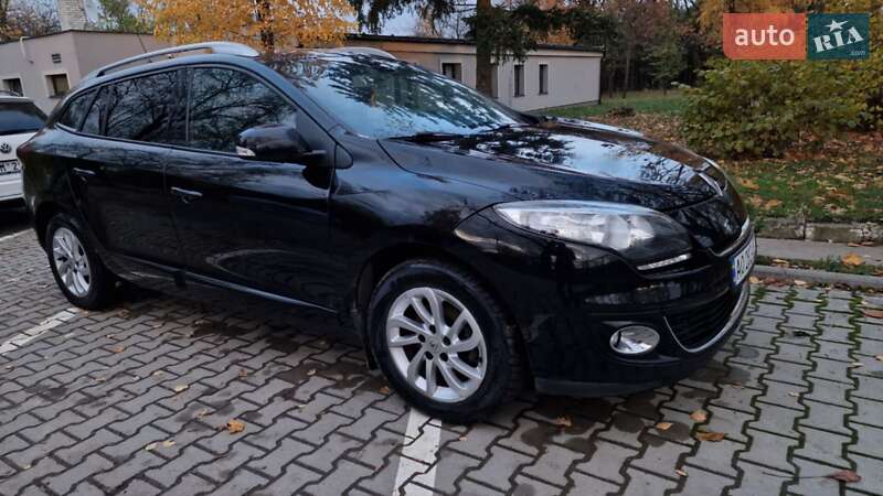 Универсал Renault Megane 2012 в Межгорье фото 15 Универсал Renault Megane 2012 в Межгорье