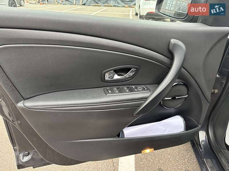 Универсал Renault Megane 2013 в Киеве фото 18 Универсал Renault Megane 2013 в Киеве