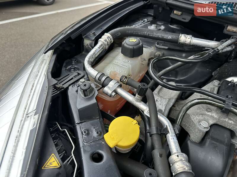 Универсал Renault Megane 2013 в Киеве фото 29 Универсал Renault Megane 2013 в Киеве