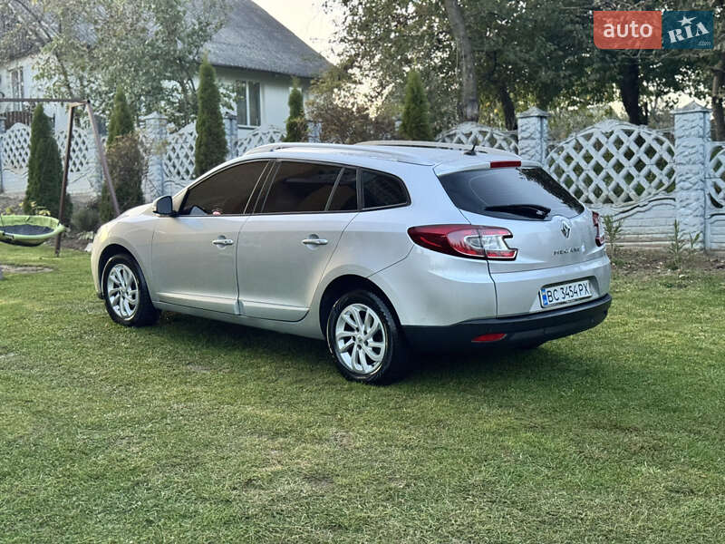Универсал Renault Megane 2013 в Львове фото 42 Универсал Renault Megane 2013 в Львове