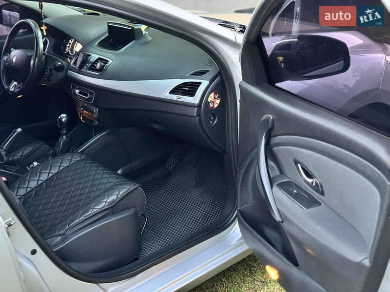 Универсал Renault Megane 2013 в Львове фото 65 Универсал Renault Megane 2013 в Львове