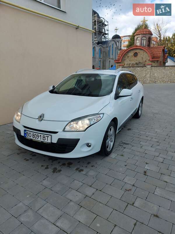 Универсал Renault Megane 2011 в Тернополе фото 10 Универсал Renault Megane 2011 в Тернополе