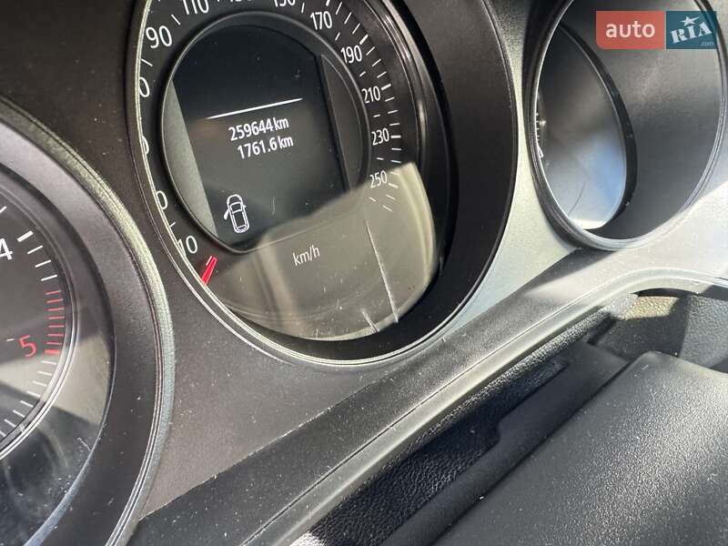 Хэтчбек Renault Megane 2017 в Калуше фото 12 Хэтчбек Renault Megane 2017 в Калуше