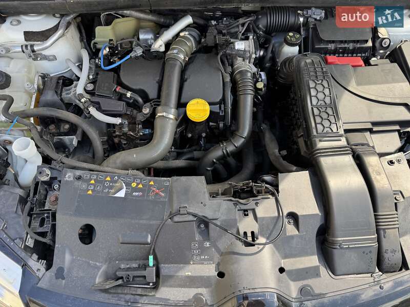 Хэтчбек Renault Megane 2017 в Калуше фото 21 Хэтчбек Renault Megane 2017 в Калуше