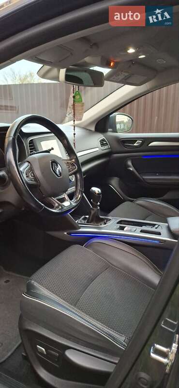 Универсал Renault Megane 2018 в Мукачево фото 28 Универсал Renault Megane 2018 в Мукачево