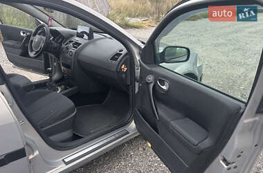 Універсал Renault Megane 2004 в  фото 23 Універсал Renault Megane 2004 в