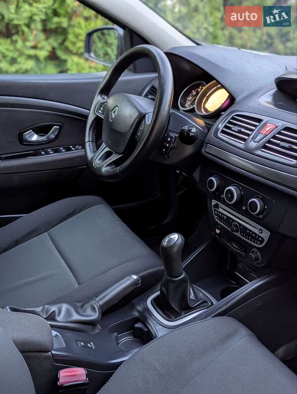Универсал Renault Megane 2009 в Дубно фото 37 Универсал Renault Megane 2009 в Дубно