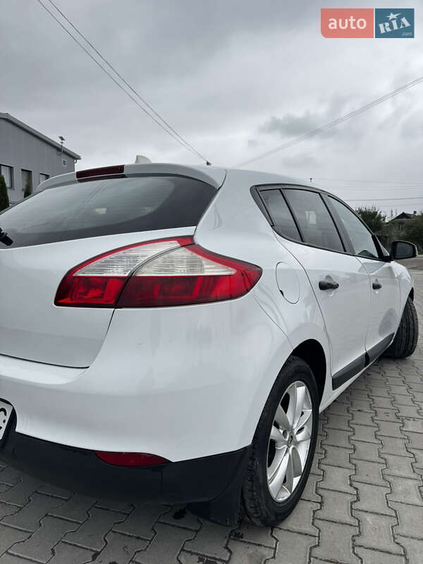 Хэтчбек Renault Megane 2010 в Изяславе