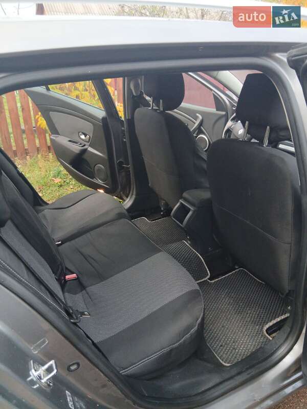 Универсал Renault Megane 2010 в Овруче фото 3 Универсал Renault Megane 2010 в Овруче