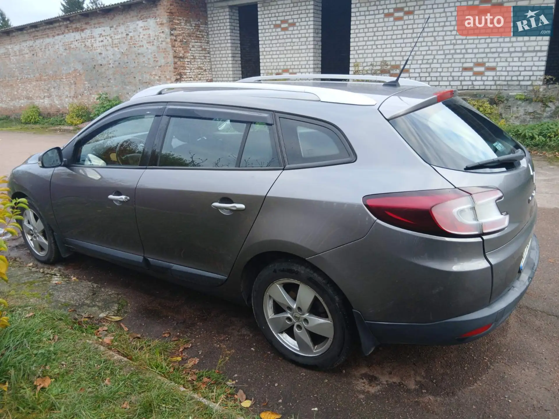 2010 Renault Megane - мініатюра 9